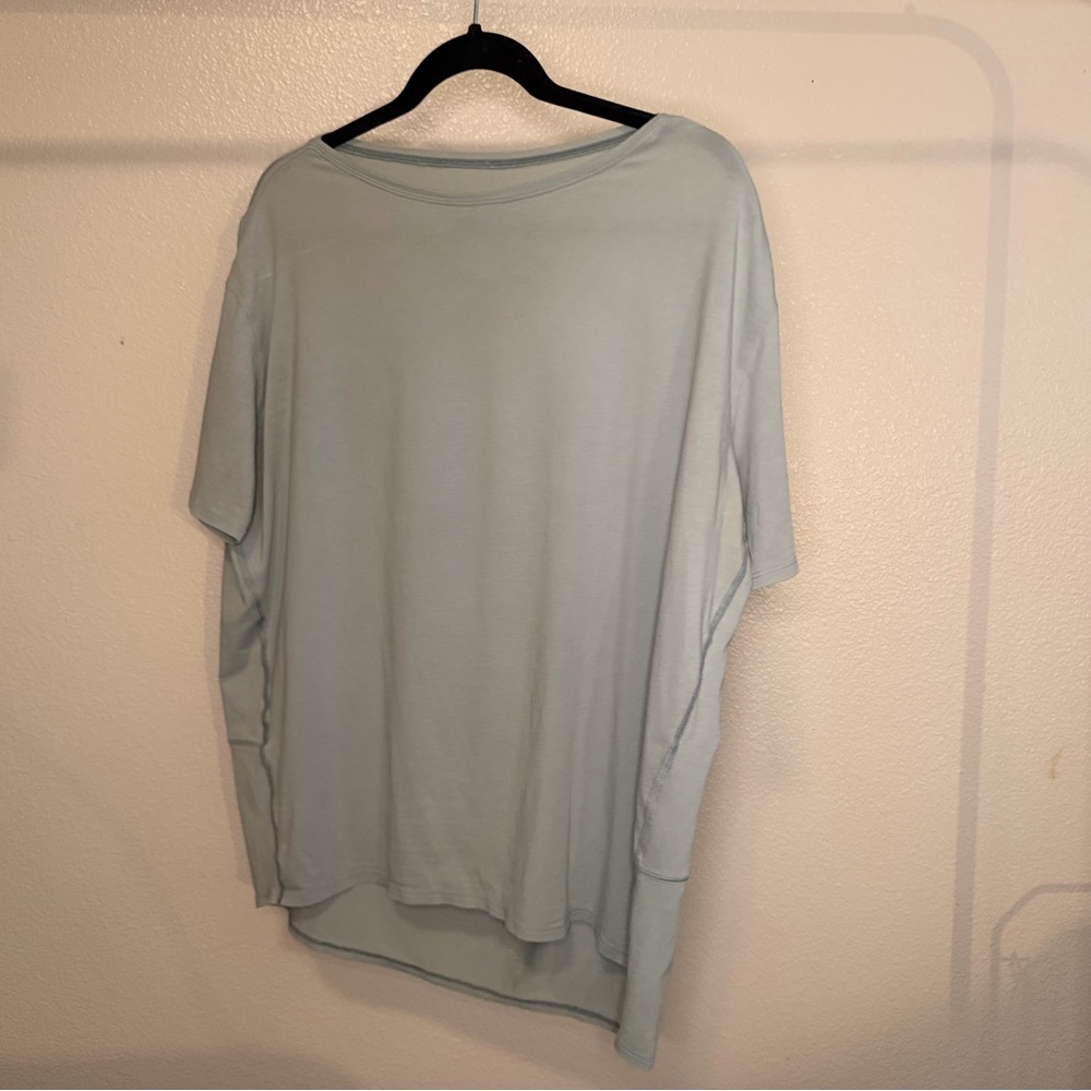 Lululemon Back in Action short sleeve Light Blue